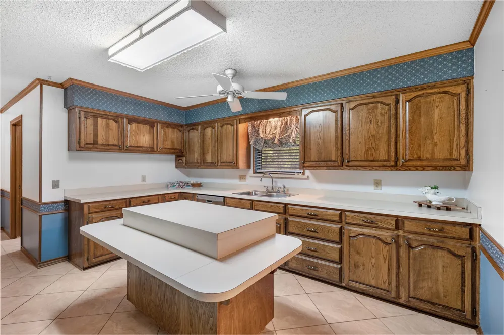 1814 Sandra Drive Sherman, TX 75092