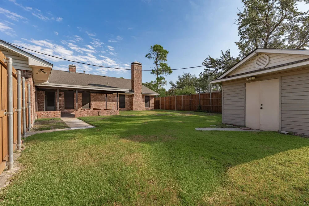 1814 Sandra Drive Sherman, TX 75092