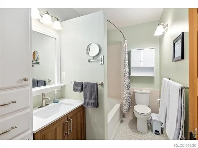 611 Cascade Avenue Boulder, CO 80302