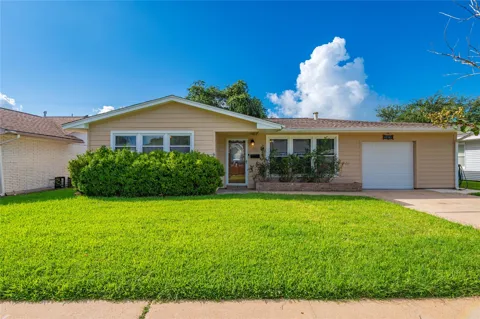 7109 Poplar Drive
