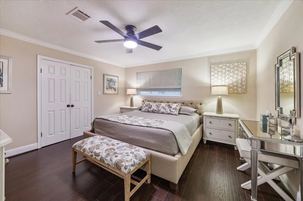 5402 Valkeith Drive Houston, TX 77096