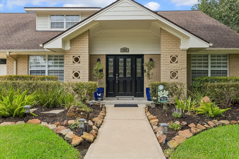 5402 Valkeith Drive Houston, TX 77096