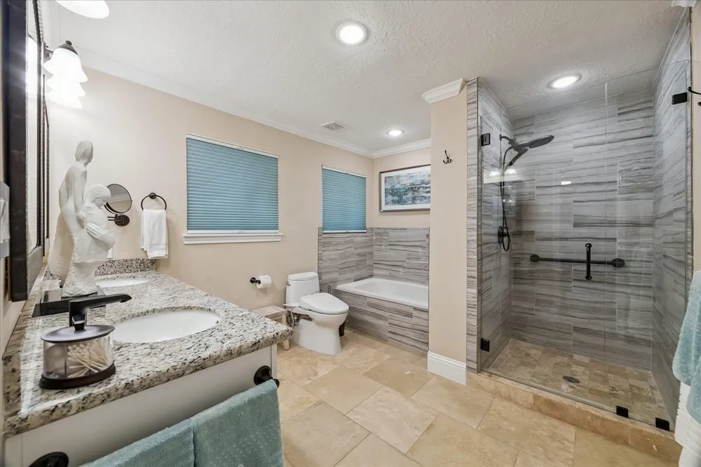 5402 Valkeith Drive Houston, TX 77096