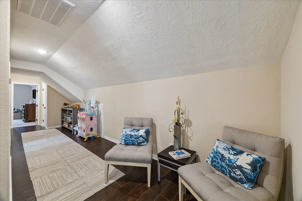 5402 Valkeith Drive Houston, TX 77096