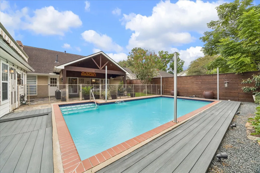 5402 Valkeith Drive Houston, TX 77096