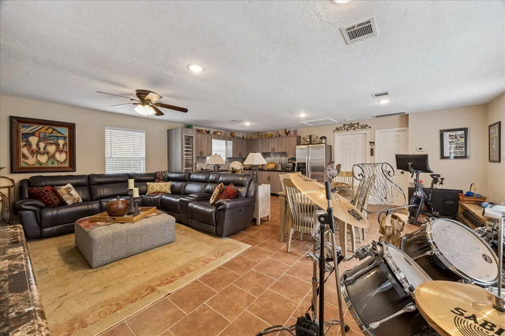 5402 Valkeith Drive Houston, TX 77096