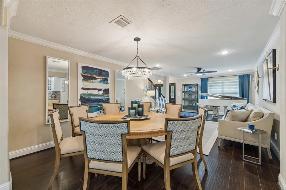 5402 Valkeith Drive Houston, TX 77096