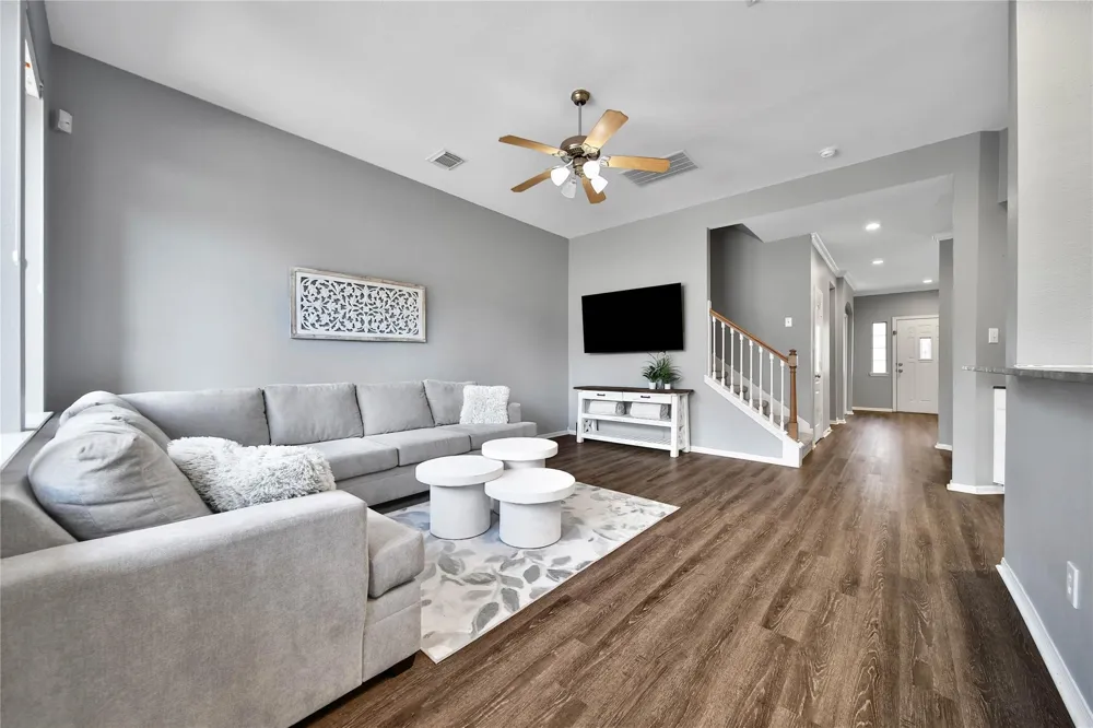 17907 Clover Hill Houston, TX 77094