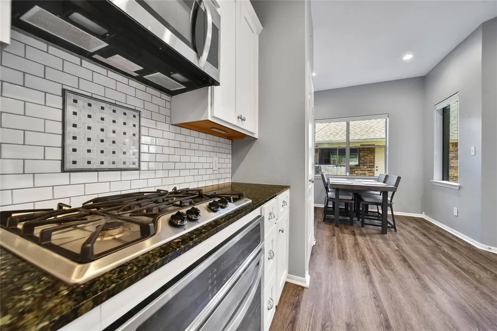 17907 Clover Hill Houston, TX 77094