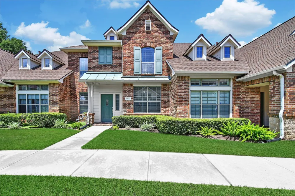 17907 Clover Hill Houston, TX 77094