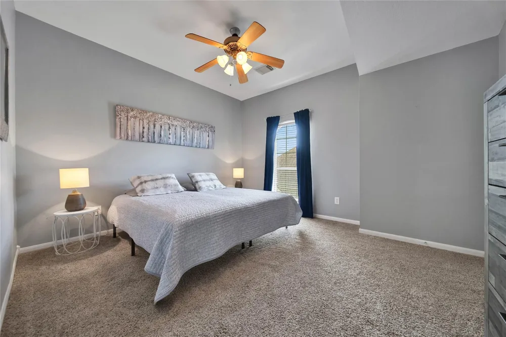 17907 Clover Hill Houston, TX 77094