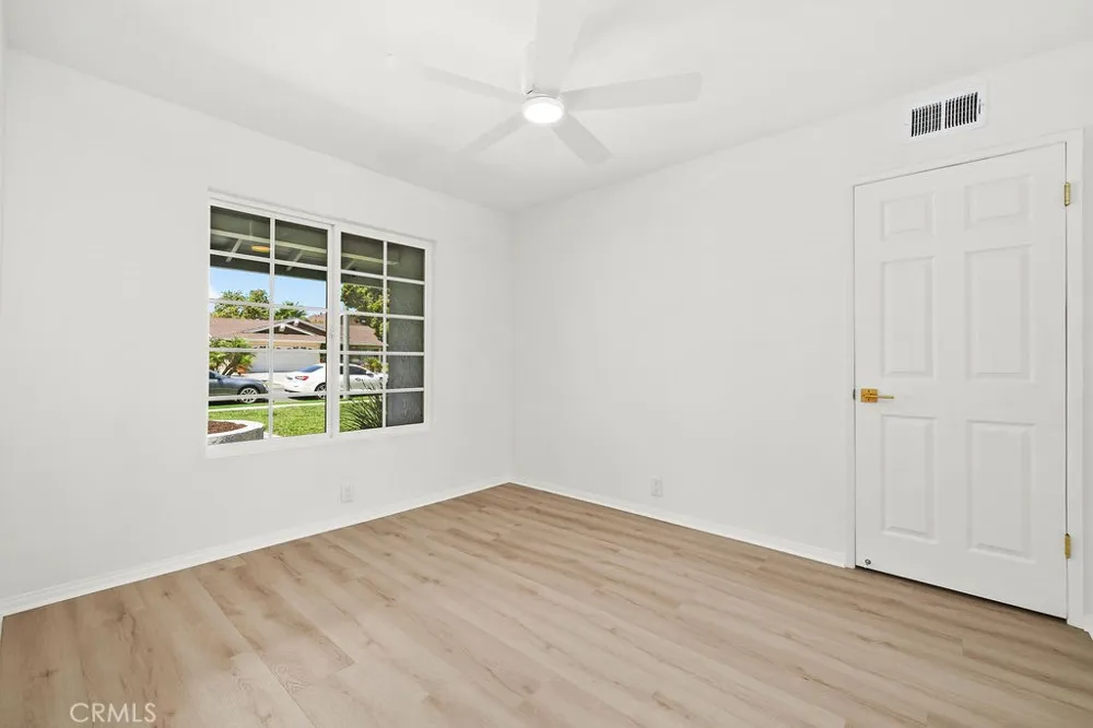 3805 Alder Santa Ana, CA 92707