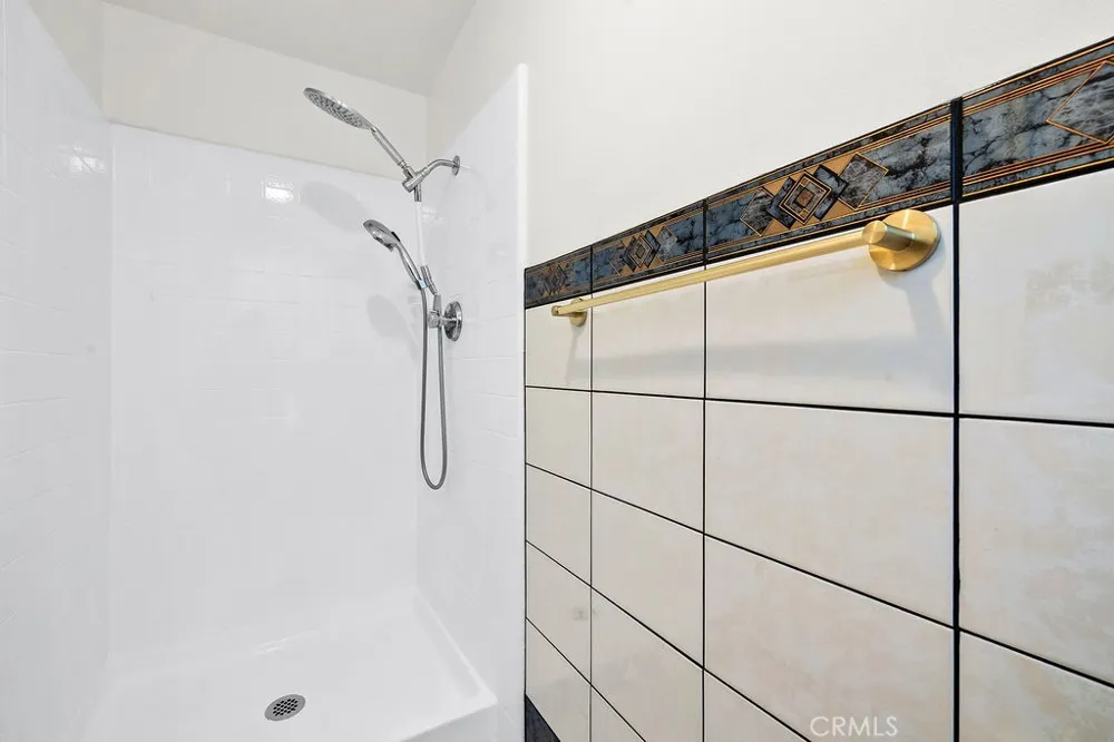 3805 Alder Santa Ana, CA 92707