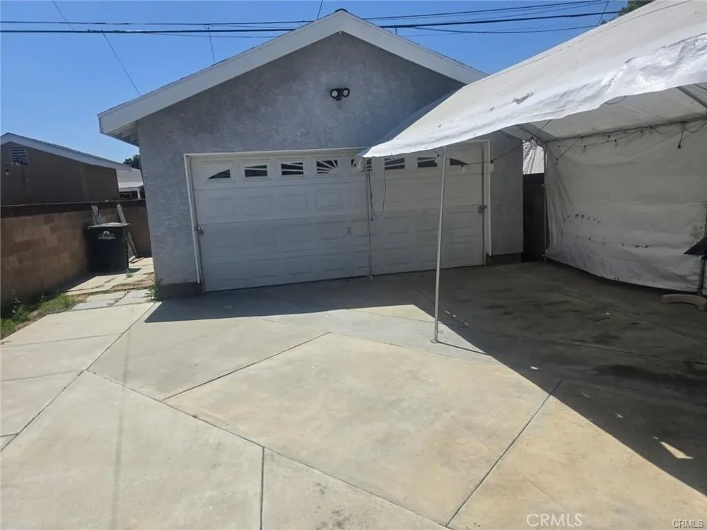 10031 San Antonio South Gate, CA 90280