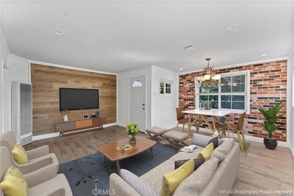 10031 San Antonio South Gate, CA 90280