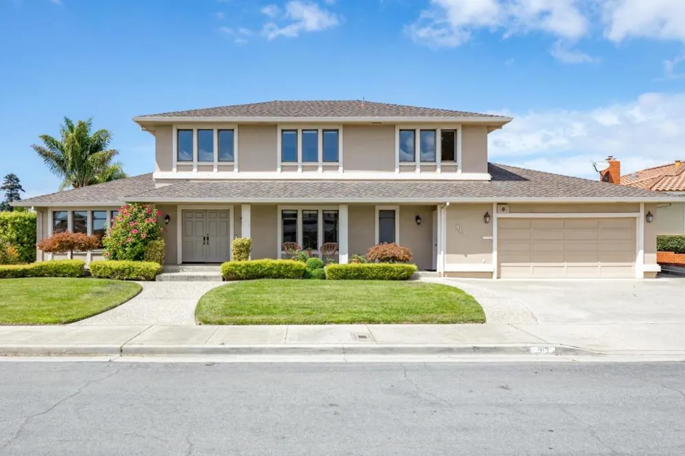 913 Acorn Way Watsonville, CA 95076