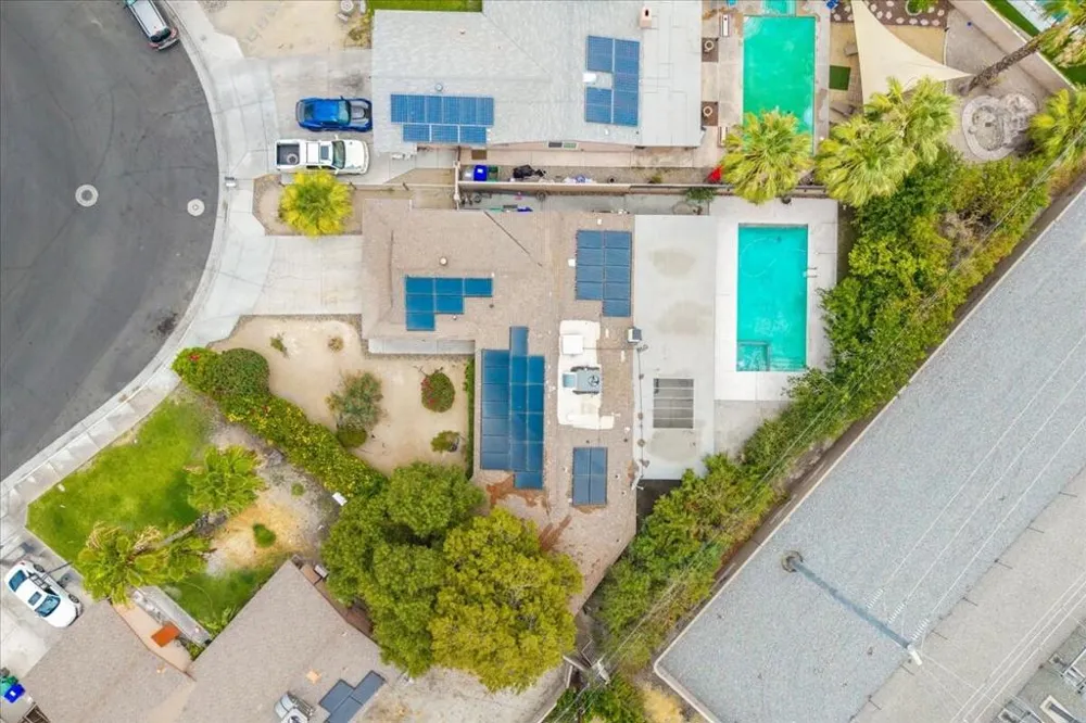 69375 Nilda Drive Cathedral City, CA 92234