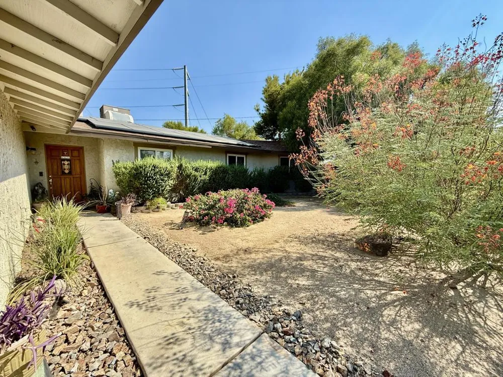 69375 Nilda Drive Cathedral City, CA 92234