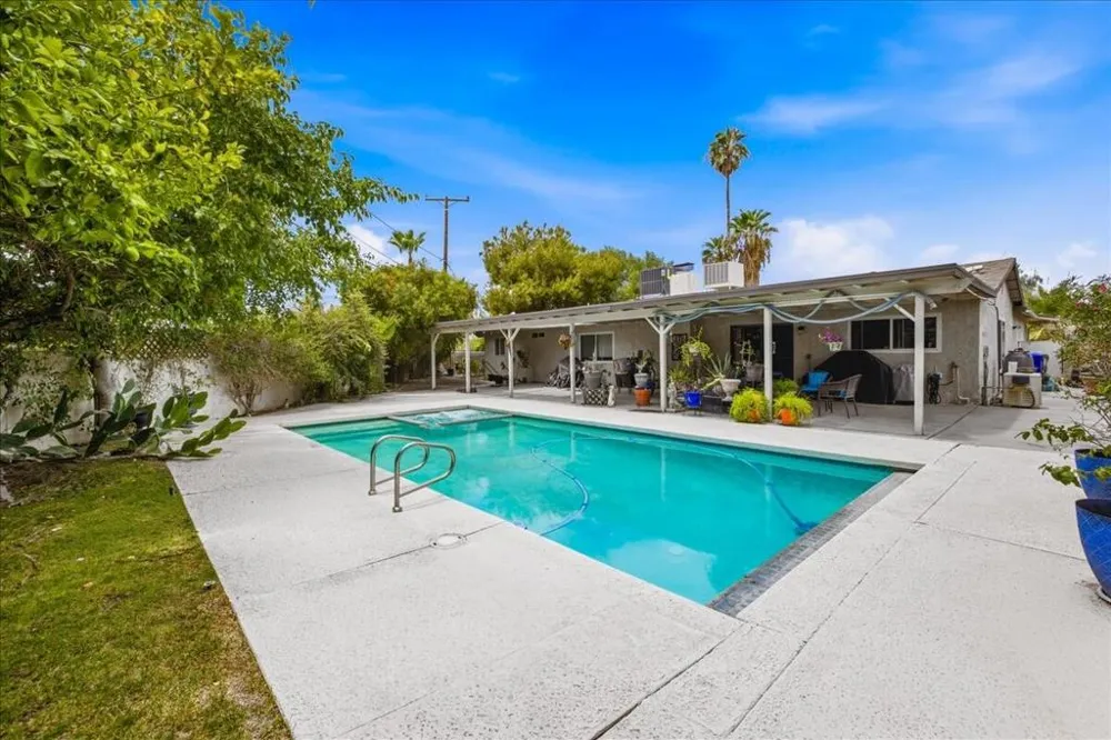 69375 Nilda Drive Cathedral City, CA 92234