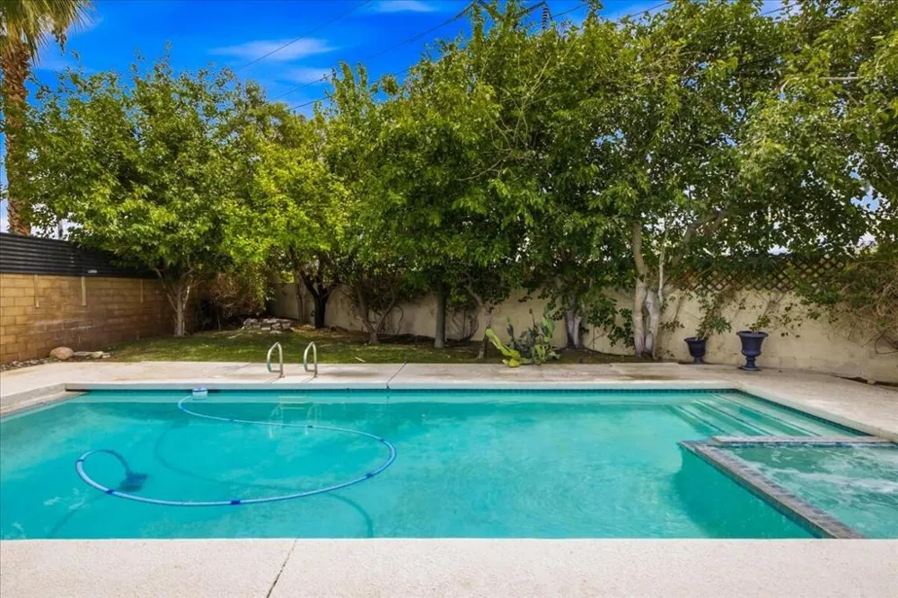 69375 Nilda Drive Cathedral City, CA 92234