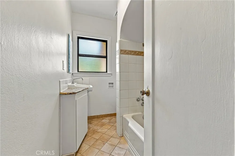 209 E 18th Merced, CA 95340
