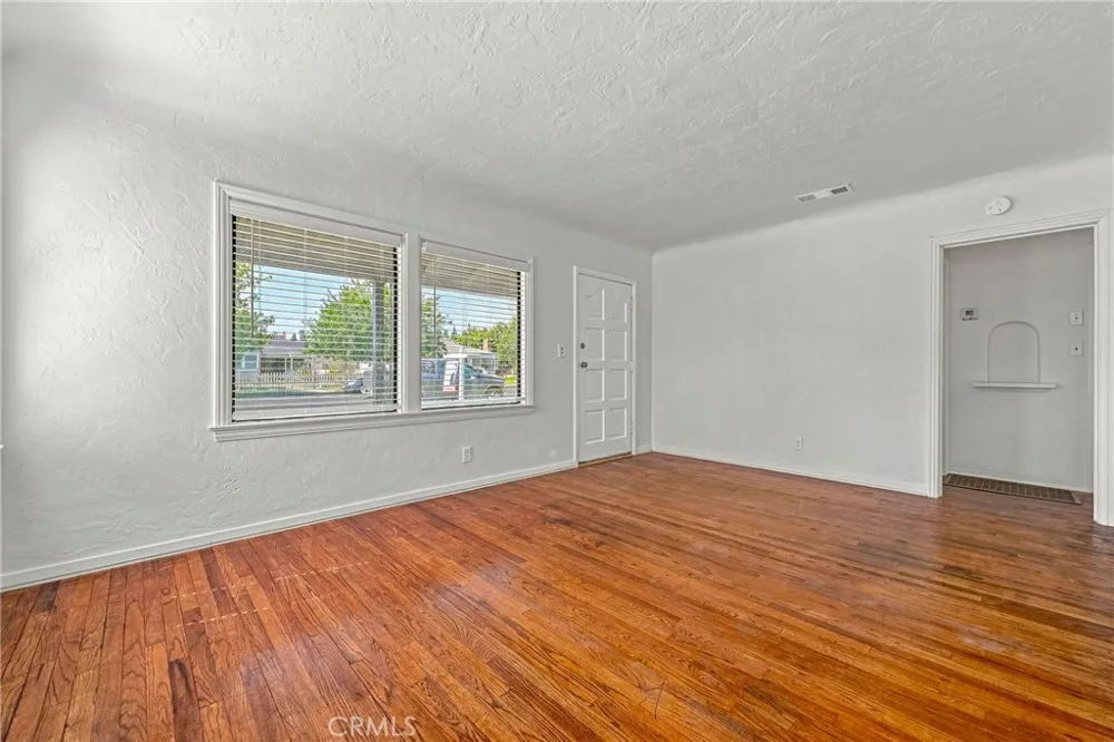 209 E 18th Merced, CA 95340