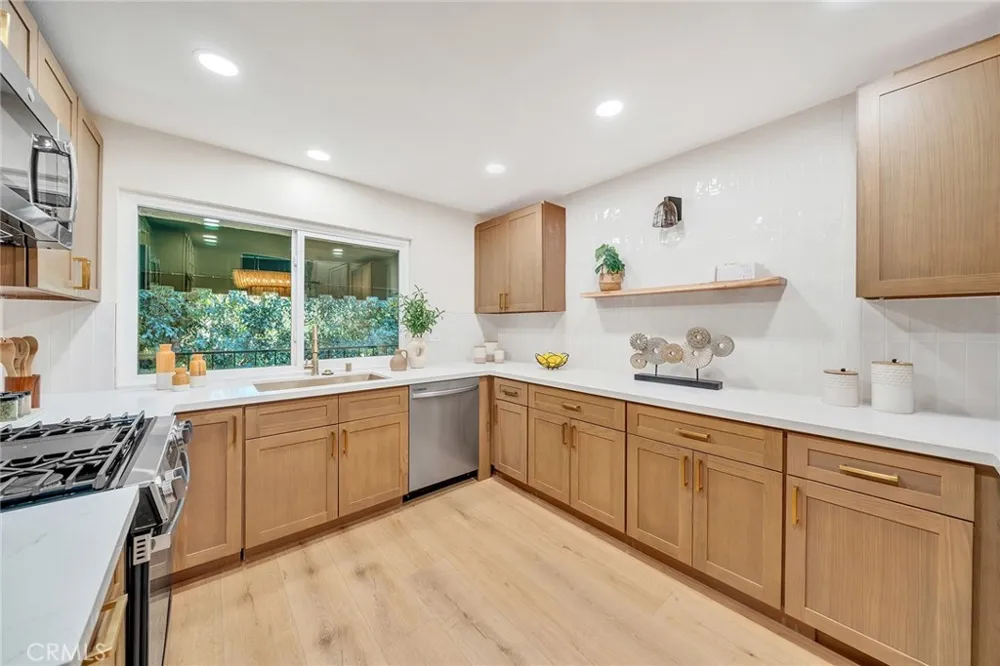 1821 Vista Del Oro Fullerton, CA 92831