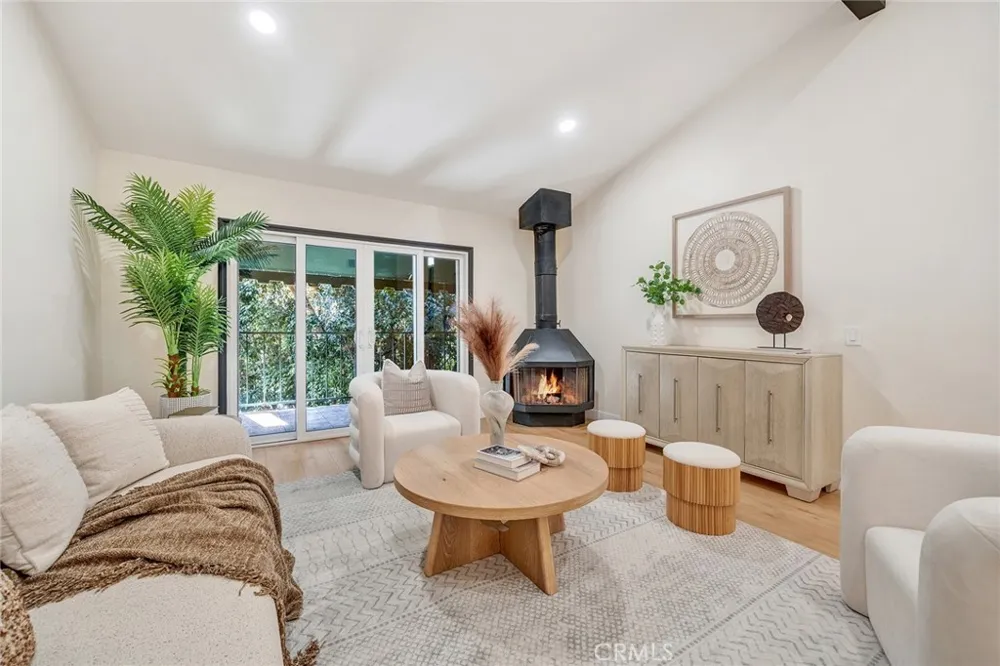 1821 Vista Del Oro Fullerton, CA 92831
