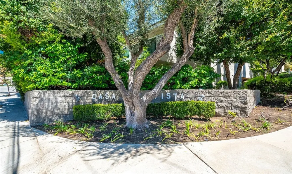 1821 Vista Del Oro Fullerton, CA 92831