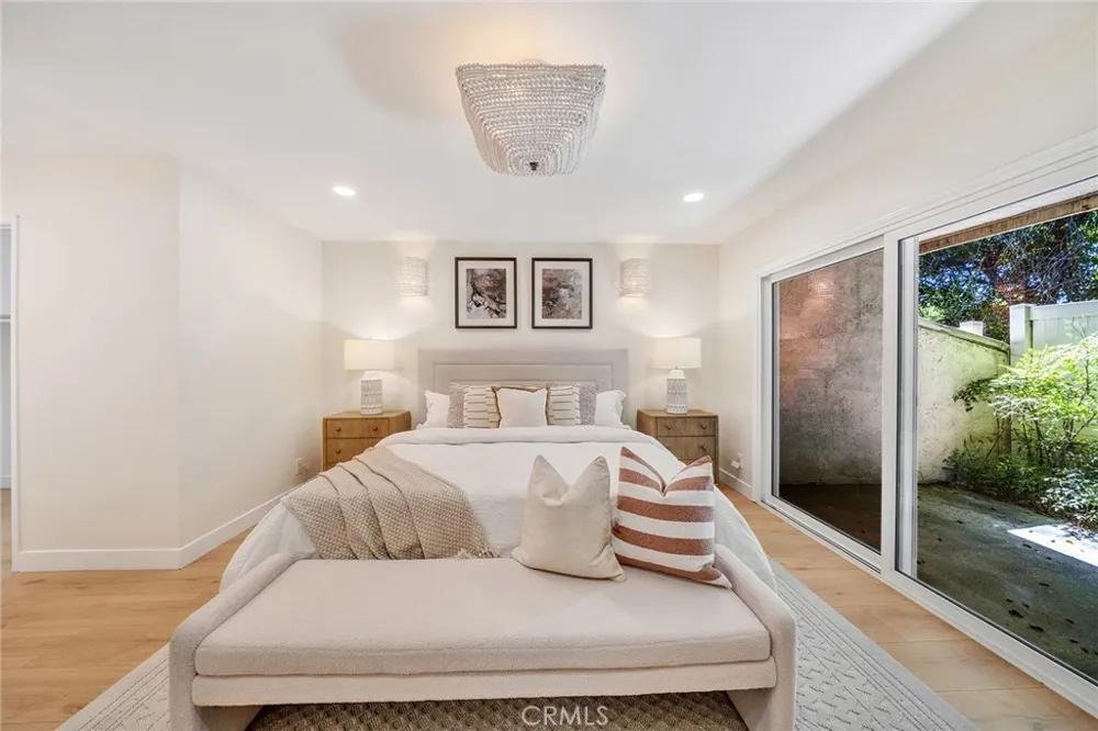 1821 Vista Del Oro Fullerton, CA 92831