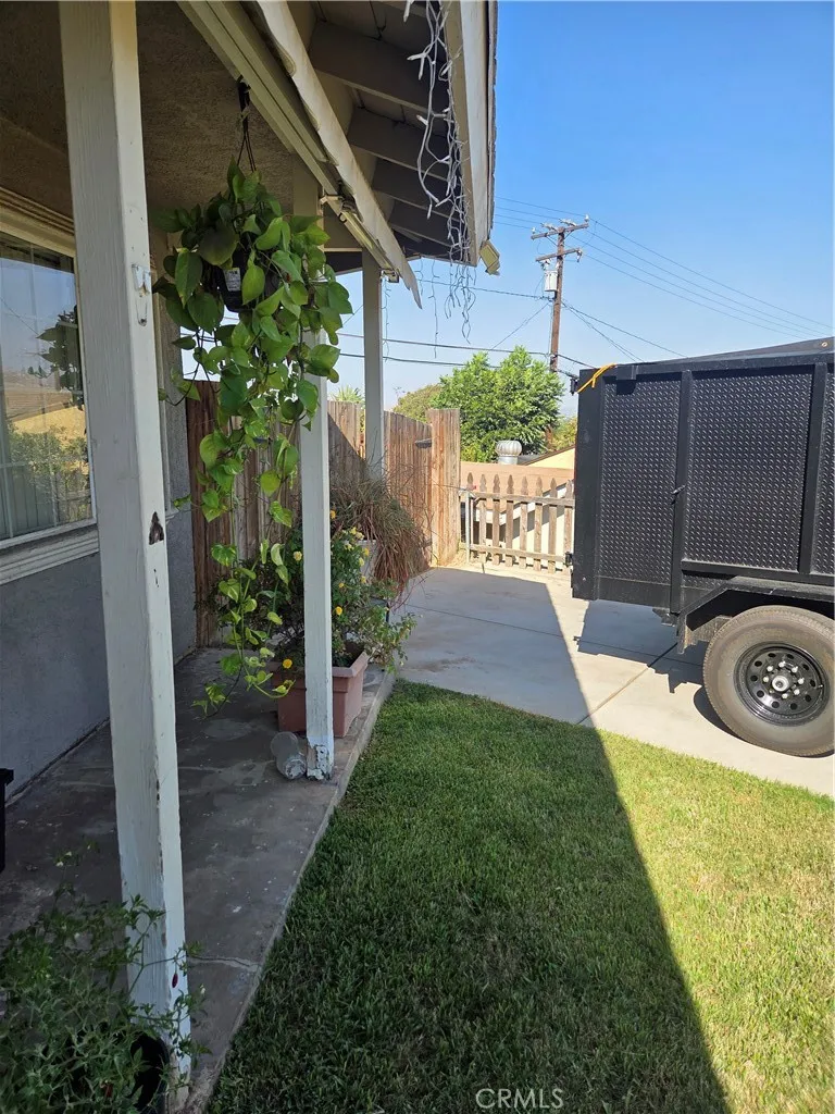 6091 Bonhill Riverside, CA 92509