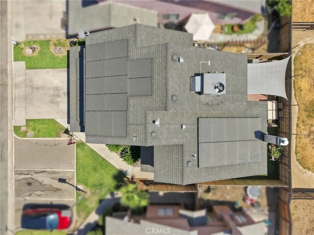 1143 E Ferguson Visalia, CA 93292