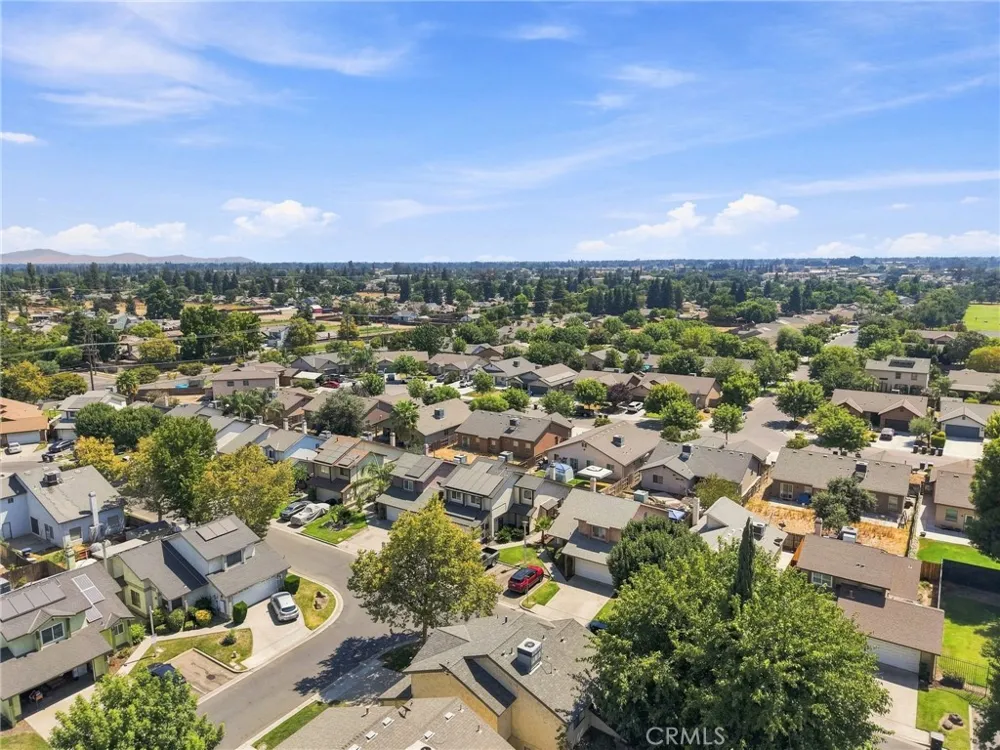 1143 E Ferguson Visalia, CA 93292