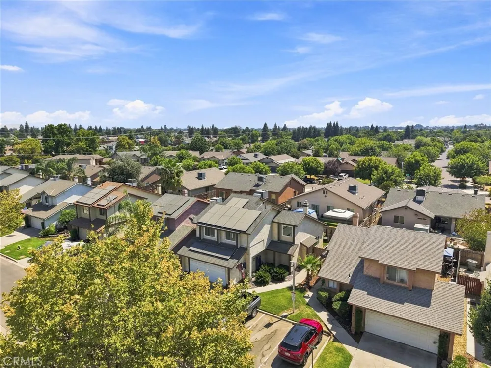 1143 E Ferguson Visalia, CA 93292