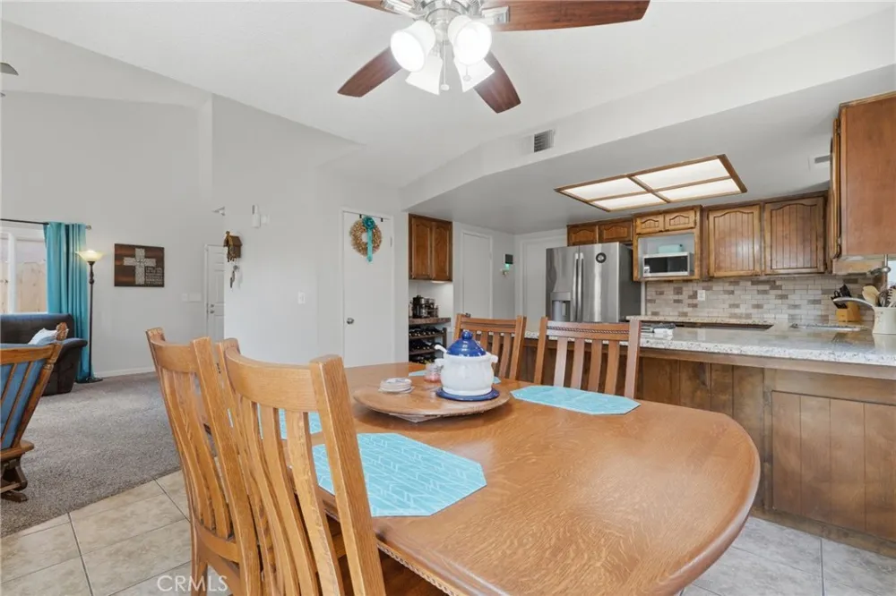 1143 E Ferguson Visalia, CA 93292