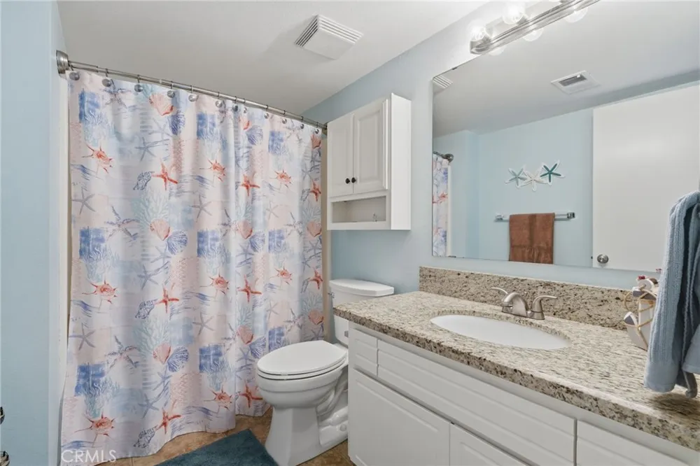 1143 E Ferguson Visalia, CA 93292