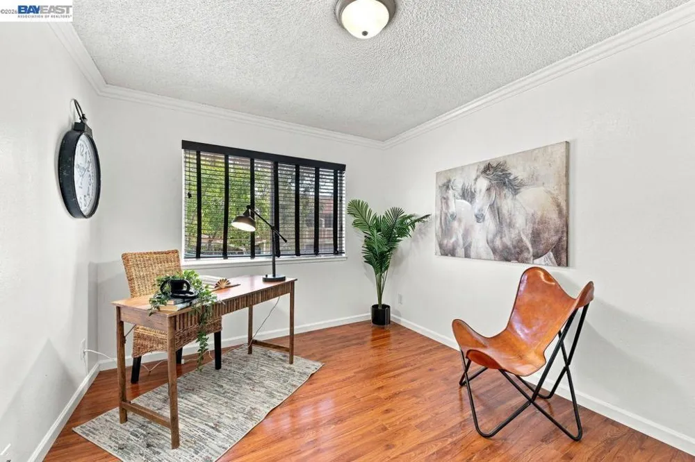 47 Raintree Ct #6 Hayward, CA 94544