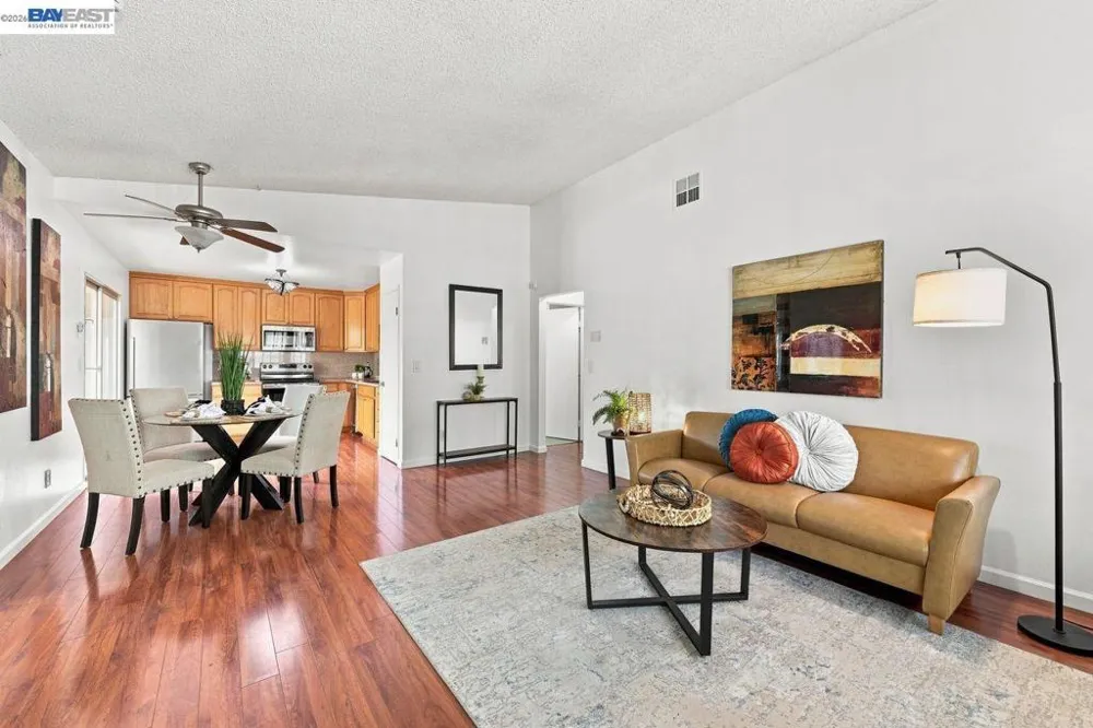 47 Raintree Ct #6 Hayward, CA 94544