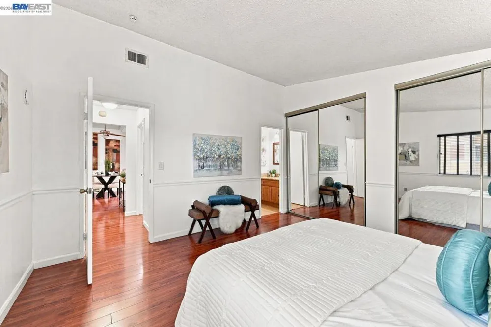 47 Raintree Ct #6 Hayward, CA 94544