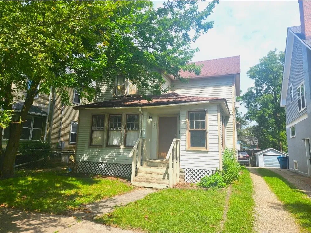 722 Forest Street Kalamazoo, MI 49008