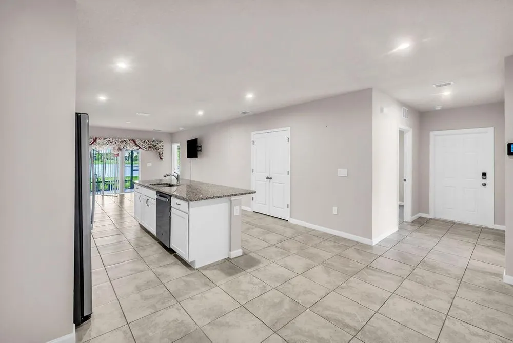 818 Persimmon Place Fort Pierce, FL 34981