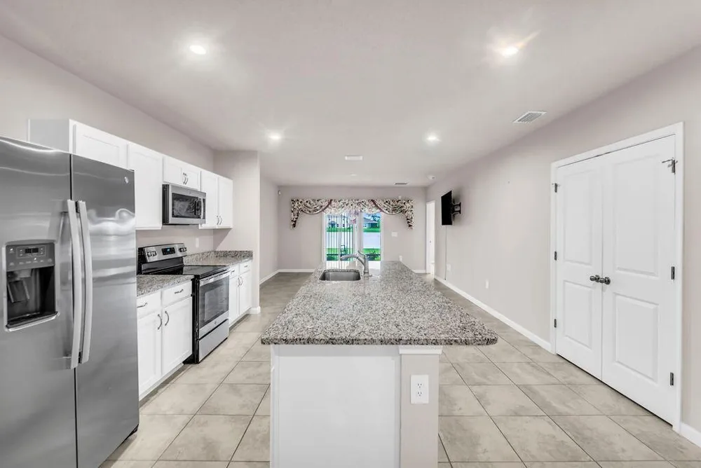 818 Persimmon Place Fort Pierce, FL 34981