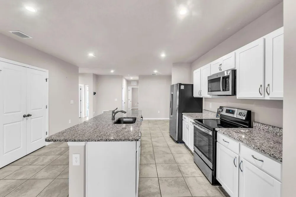 818 Persimmon Place Fort Pierce, FL 34981
