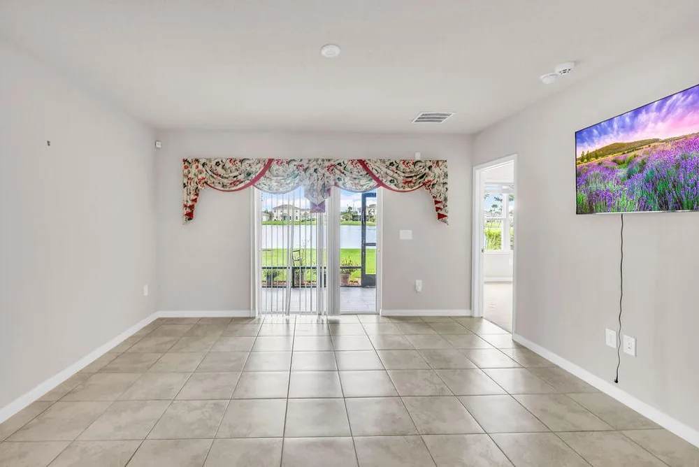 818 Persimmon Place Fort Pierce, FL 34981