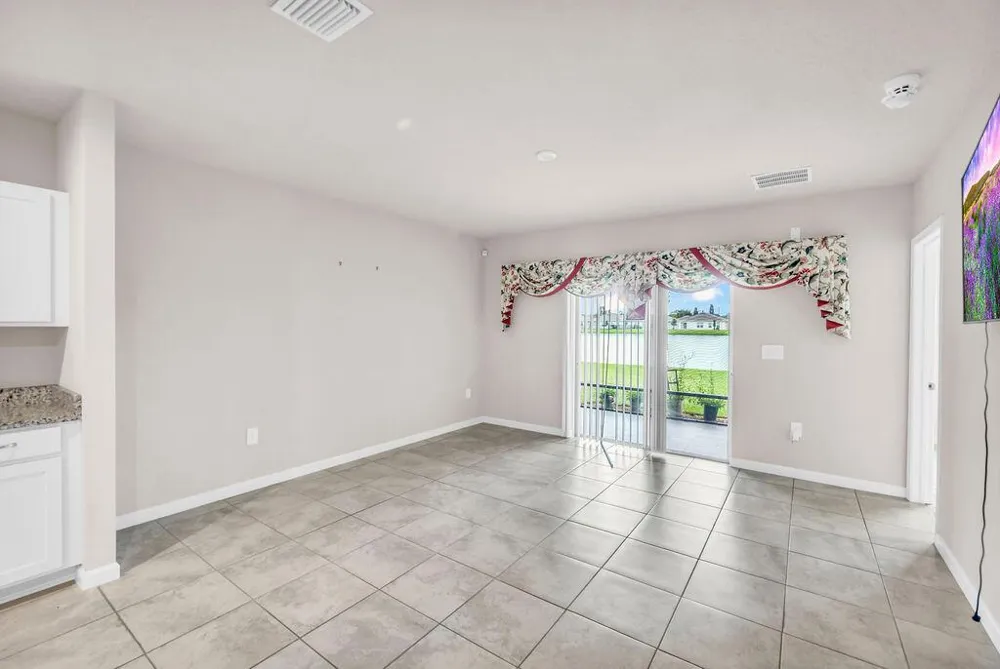 818 Persimmon Place Fort Pierce, FL 34981