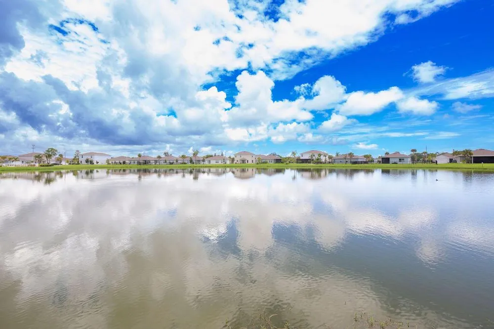 818 Persimmon Place Fort Pierce, FL 34981