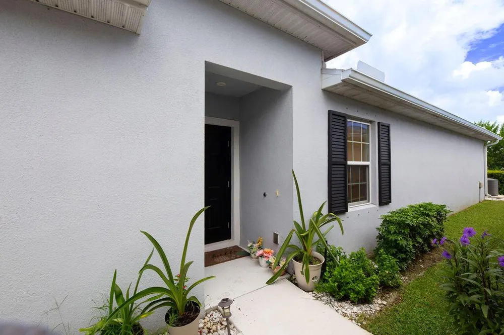 818 Persimmon Place Fort Pierce, FL 34981