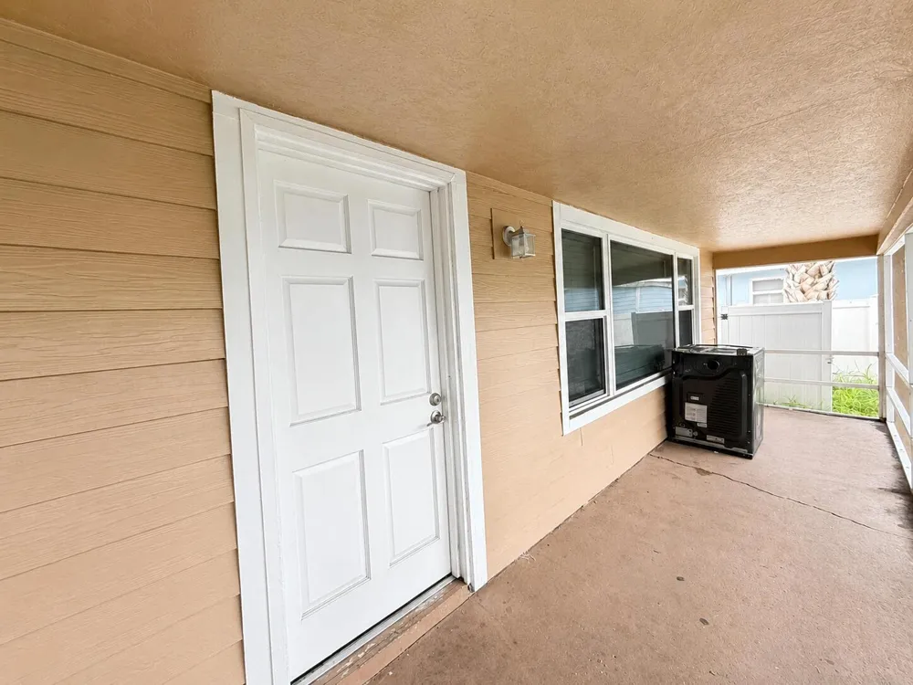 1204 Easter Avenue Fort Pierce, FL 34950