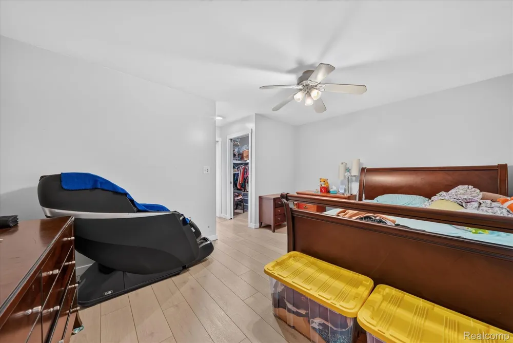 25102 Franklin Terrace #8 South Lyon City, MI 48178