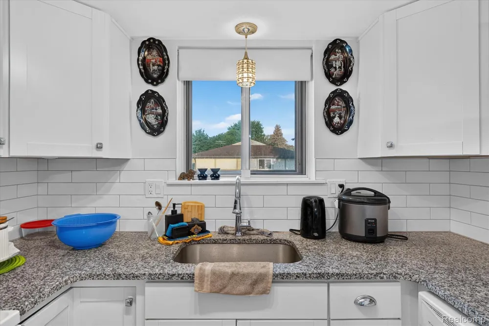 25102 Franklin Terrace #8 South Lyon City, MI 48178